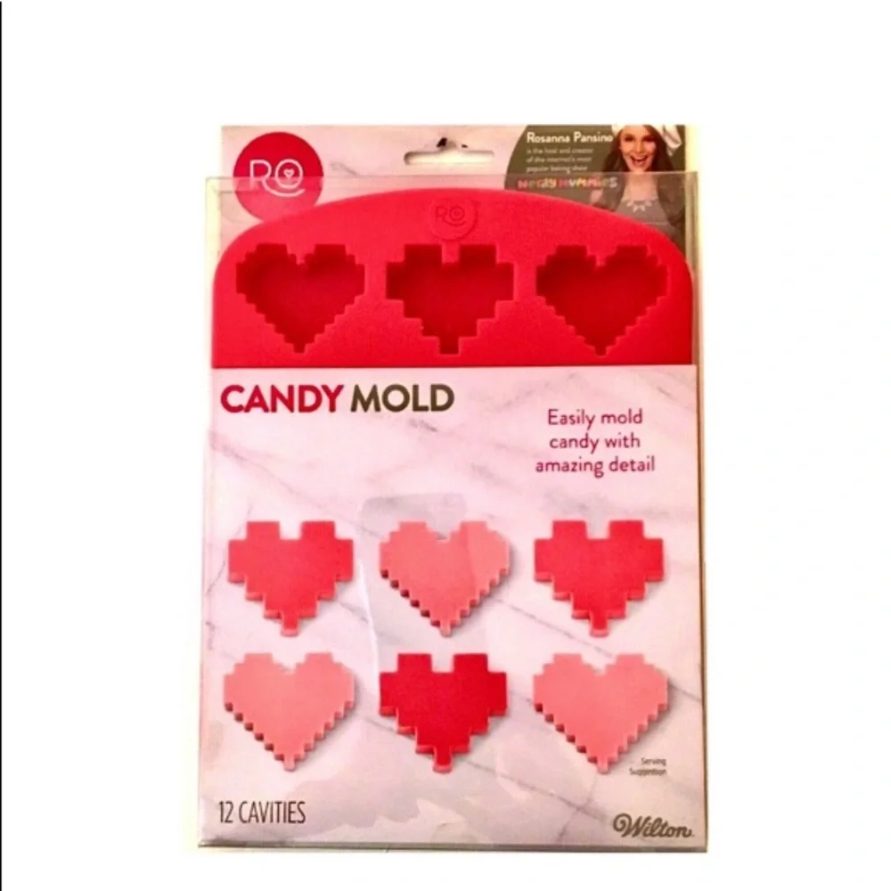 New Wilton Heart Shaped Silicone Candy Mold Tray
